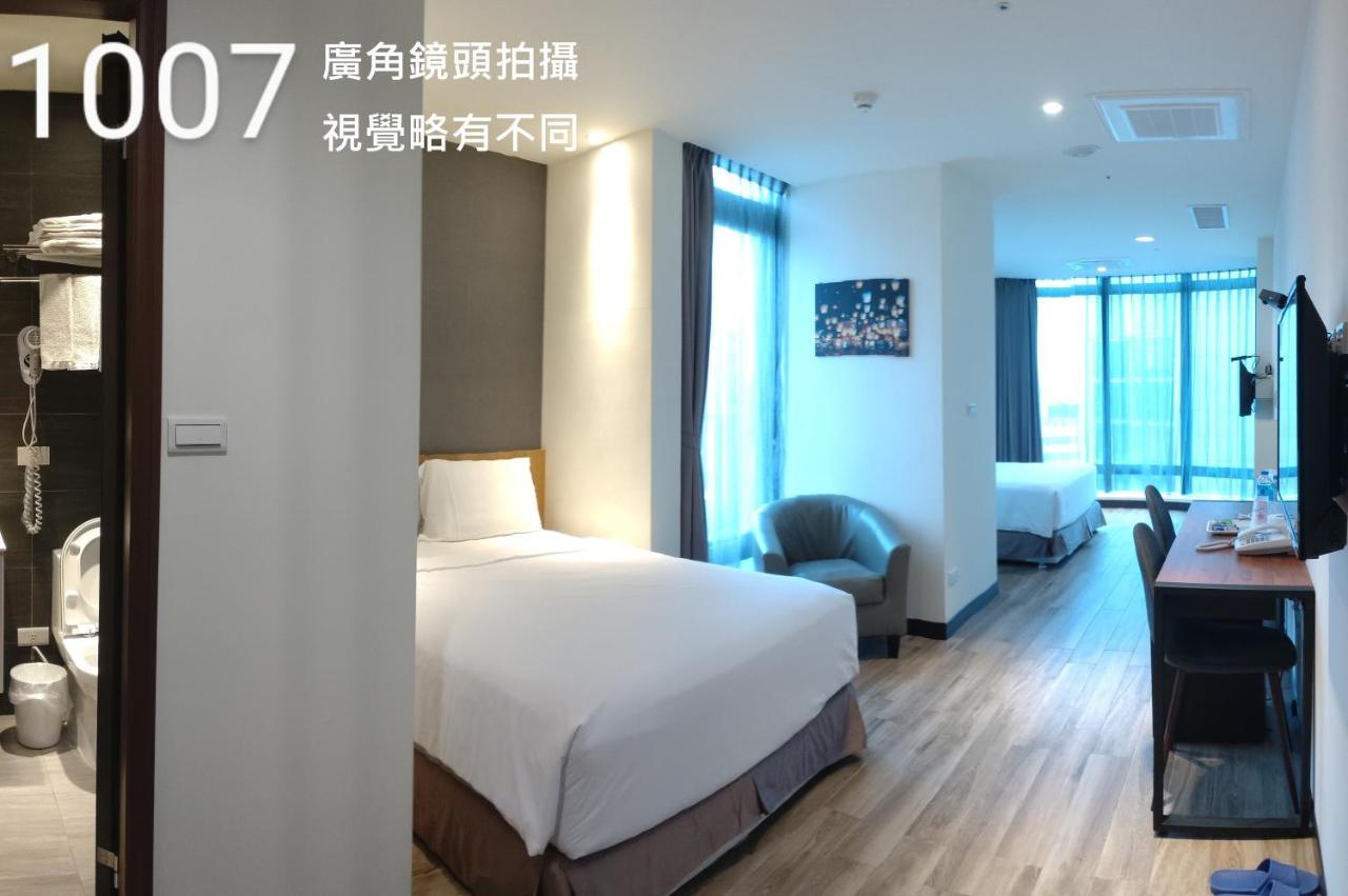 Honest & Warm Hotel Taoyuan Bagian luar foto