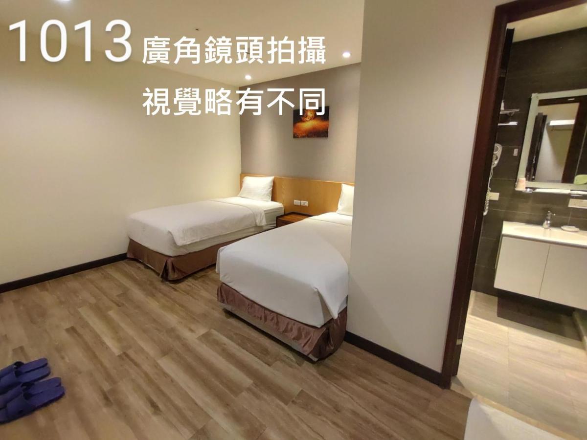 Honest & Warm Hotel Taoyuan Bagian luar foto